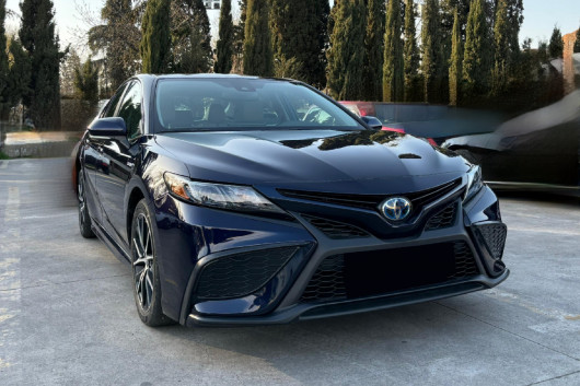 TOYOTA Camry se hybrid