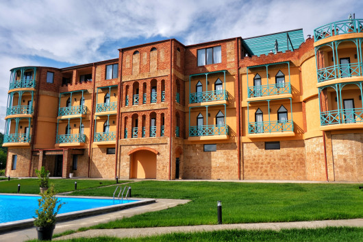 Burki Castle & Cellar
